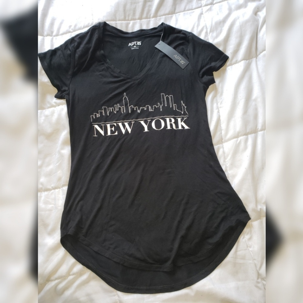 NEW YORK Vneck T